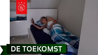 De Toekomst Vlog 2 Het debuut van Nouri [upl. by Leuams]