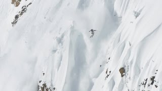 Skier Outruns Massive Avalanche [upl. by Hayyifas]