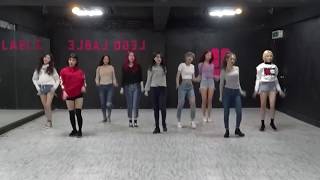 MOMOLAND  BBoom BBoom chorus dance Mirrored [upl. by Aikar]