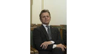 Mikhail Baryshnikov Biography [upl. by Suiratnod]