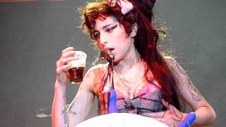 Amy Winehouse singing Rehab at Bestival 2008 drunk [upl. by Haisoj]