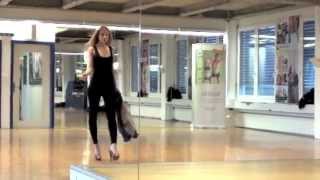 Walking on HighHeels Before  After CatwalkCoach [upl. by Kirimia]