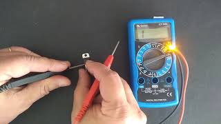 Teste do TRIAC  BTA08  Multímetros Digital e Analógico [upl. by Ahsienal]