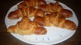 Croissant  Comment faire des croissants maison [upl. by Kolodgie]