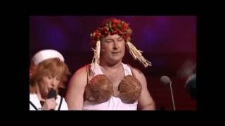 South Pacific  quotHoney Bunquot with Alec Baldwin [upl. by Dlorej82]