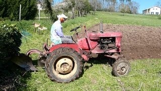 Tracteur Massey Harris pony 812 Labour 2013 [upl. by Carol870]