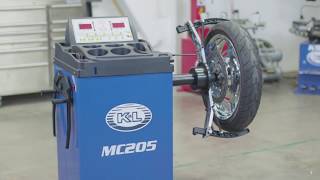 KampL MC205 Wheel Balancer  Motorcycle Wheel Balancing [upl. by Twyla]