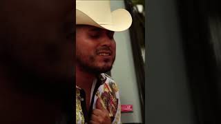 COMO DUELE EQUIVOCARSE  Carin Leon amp Espinoza Paz shorts [upl. by Levison]