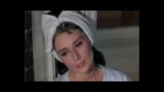 Moon River  Audrey Hepburn [upl. by Kaule]